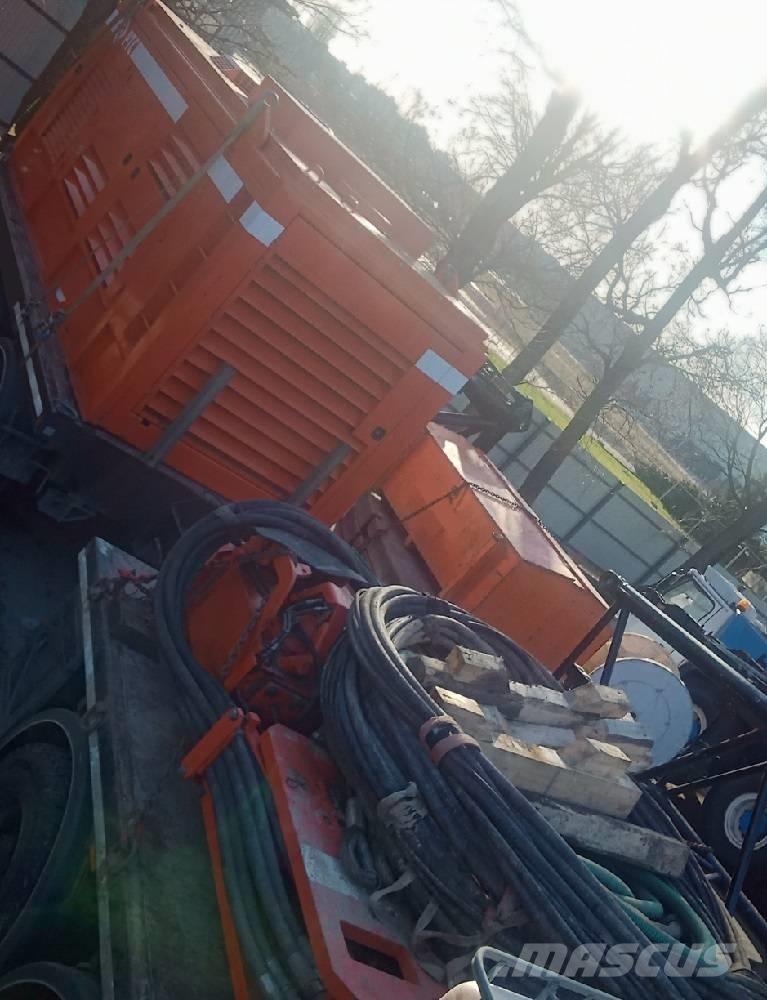  PTC 32HFV Trilblokken