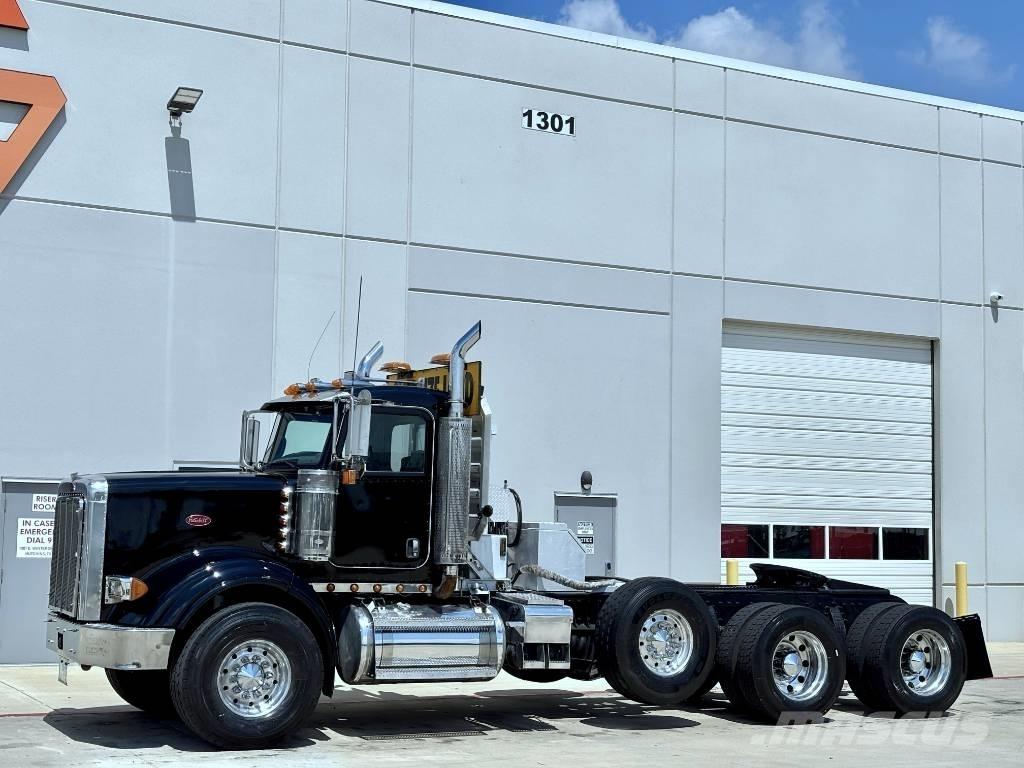 Peterbilt 357 Trekkers
