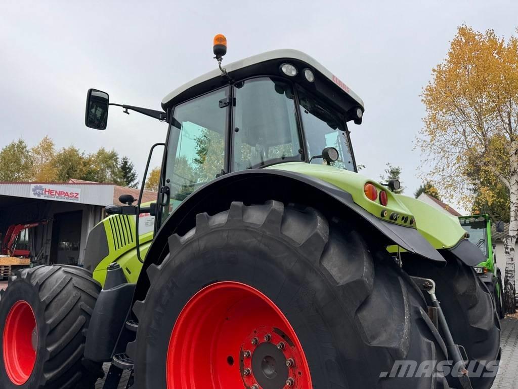 CLAAS AXION 850 CIS Tractoren