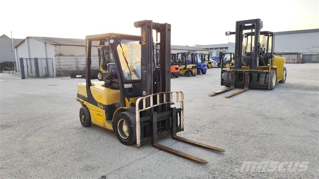 Yale GDP35VX Diesel heftrucks