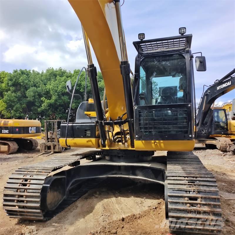 CAT 320 D L Rupsgraafmachines