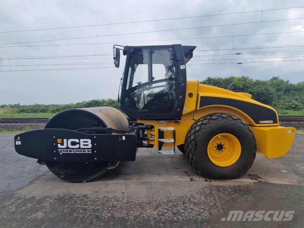 JCB VM 200 D NEW Trilrolwalsen