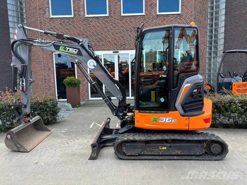 Etec E36C Minigraafmachines < 7t