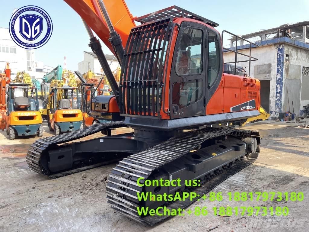 Doosan DX 300 LC Rupsgraafmachines