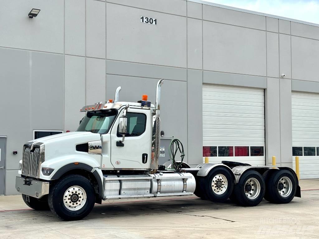 Western Star 49 X Trekkers