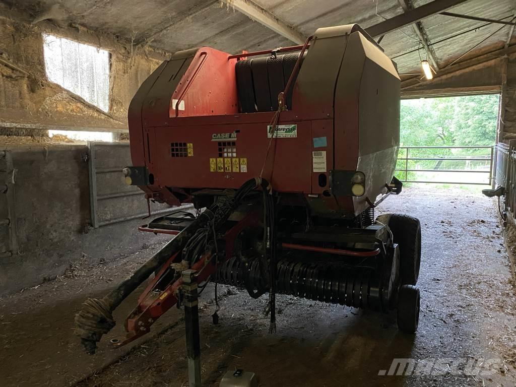 Case IH RBX 452 Ronde-balenpersen