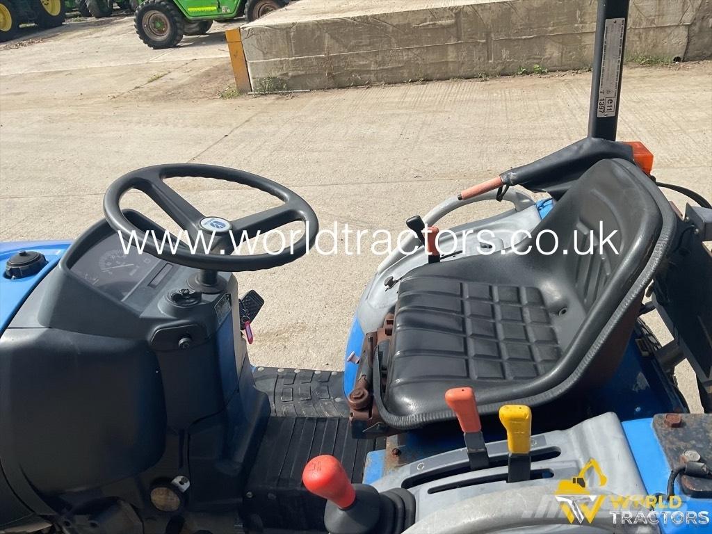 New Holland TC12 D Tractoren