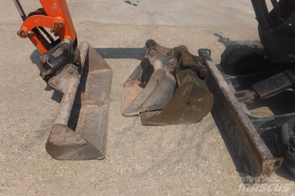 Hitachi ZX 26 U-5 A Minigraafmachines < 7t