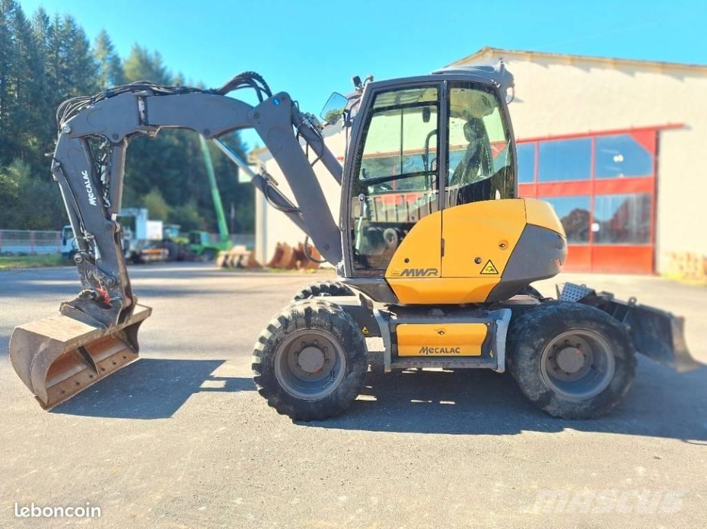 Mecalac 9 MWR Wielgraafmachines