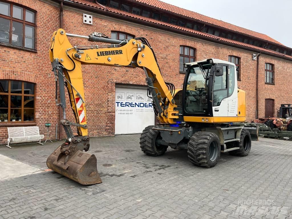 Liebherr A 910 Comp Wielgraafmachines