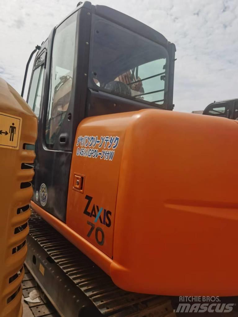 Hitachi ZX 70 Minigraafmachines < 7t