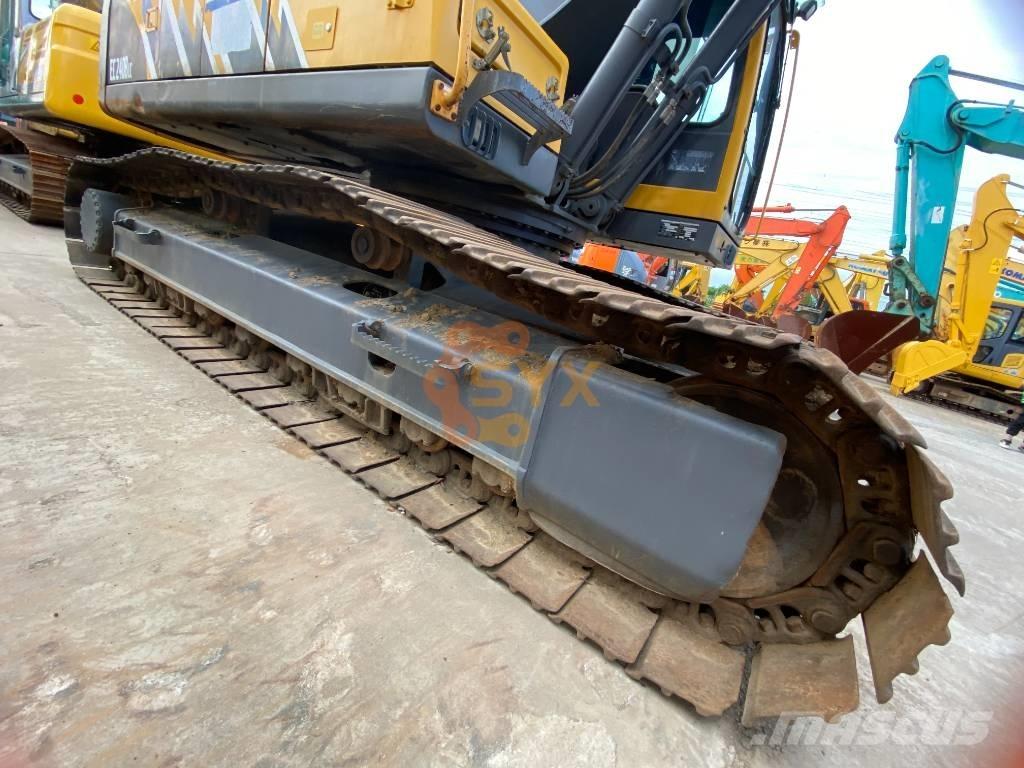 Volvo EC 240 B LC Rupsgraafmachines