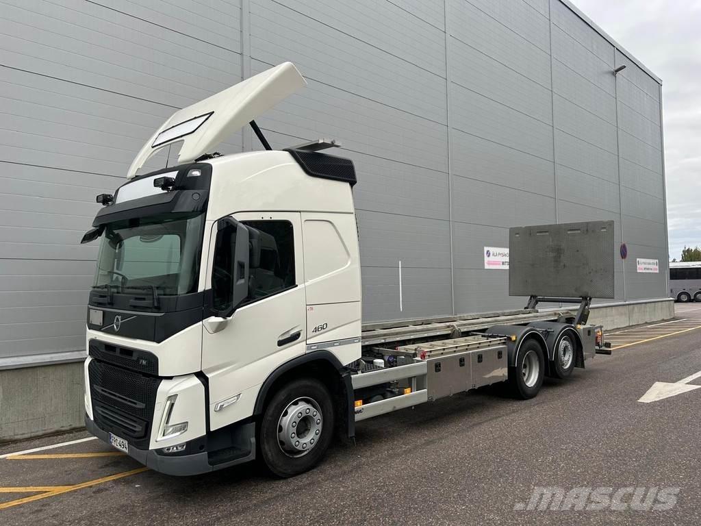 Volvo FM Containertrucks met kabelsysteem