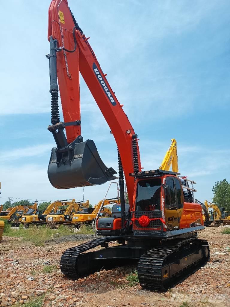 Doosan DX300LC Rupsgraafmachines
