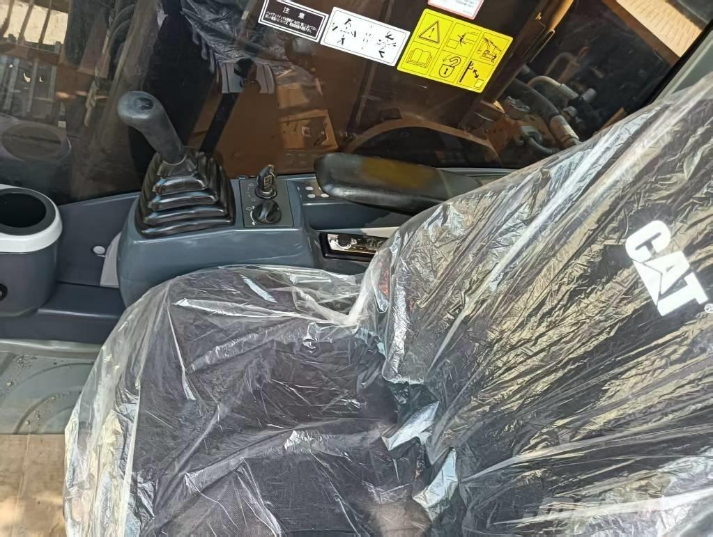 CAT 330 D2L Rupsgraafmachines