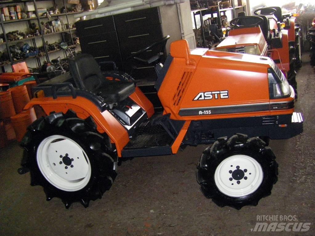 Kubota ASTE A-155 Tractoren