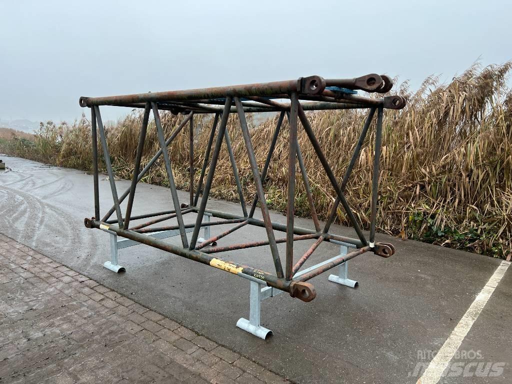 Hitachi KH 230-3 Kranen onderdelen en gereedschap
