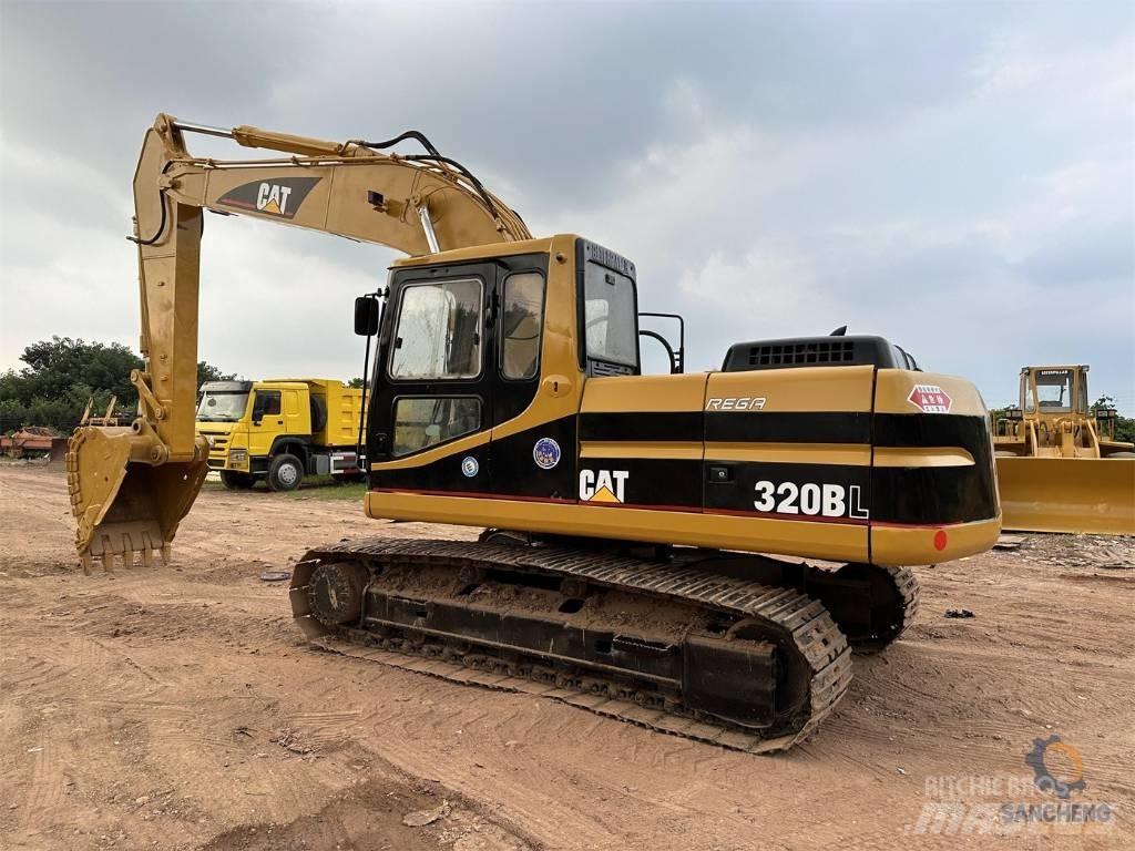 CAT 320 B Rupsgraafmachines