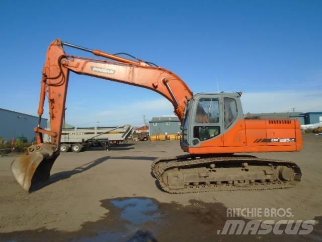 Doosan DX 225 LC Rupsgraafmachines