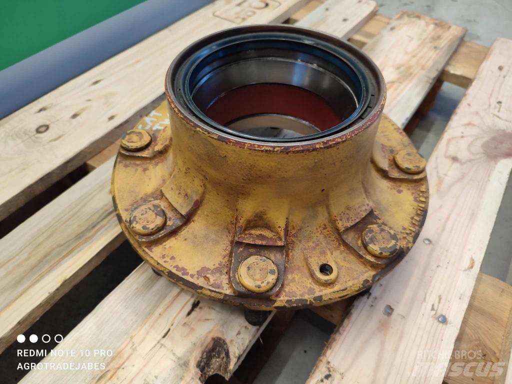 CAT TH62 wheel hub Banden, wielen en velgen