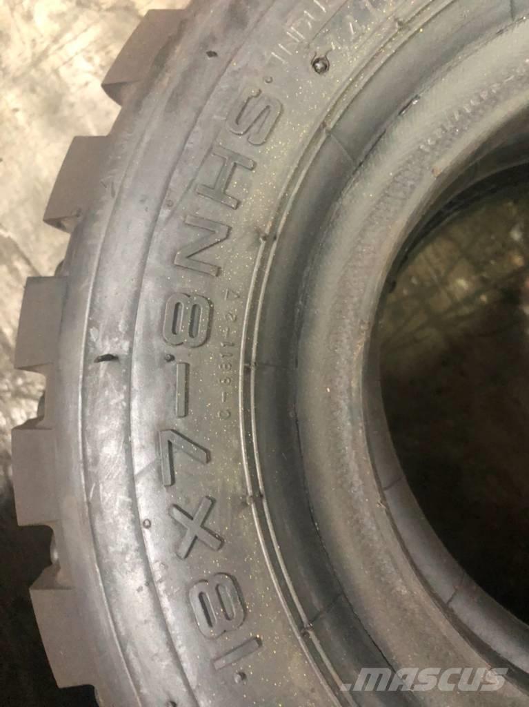  Cheng Shin 18x7-8 Banden, wielen en velgen