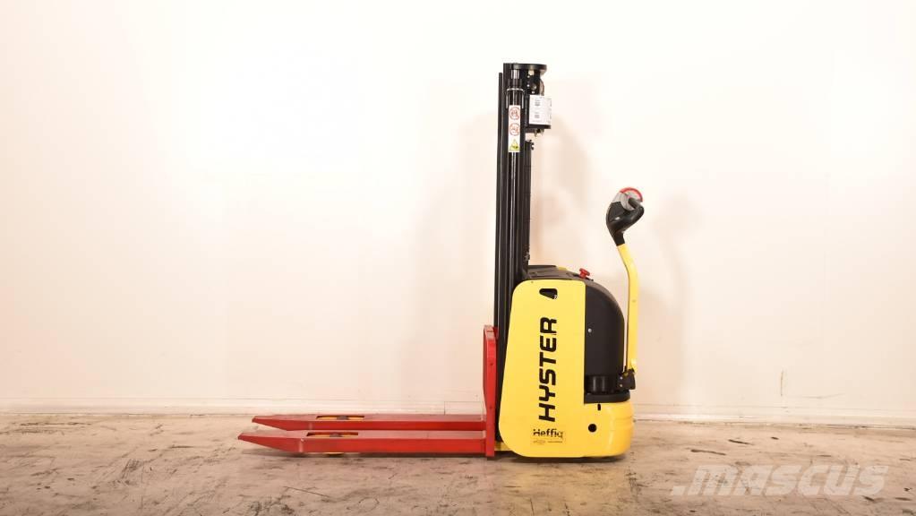 Hyster S1.0-24 Meeloop stapelaar