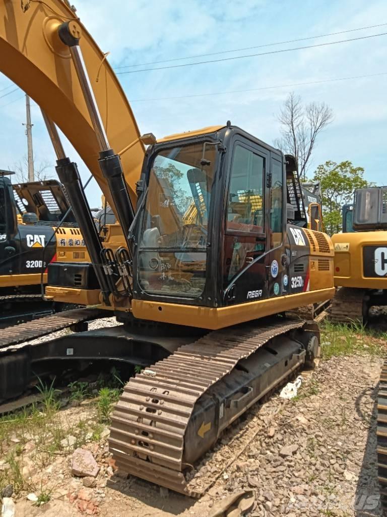 CAT 325 D Rupsgraafmachines