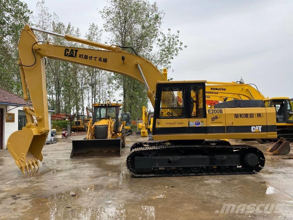CAT E 200 B Rupsgraafmachines