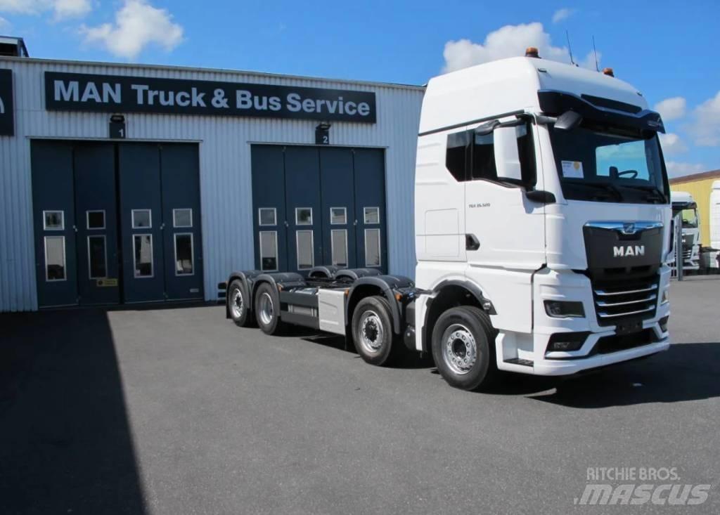 MAN TGX / TGS chassi Vlakke laadvloer met kraan