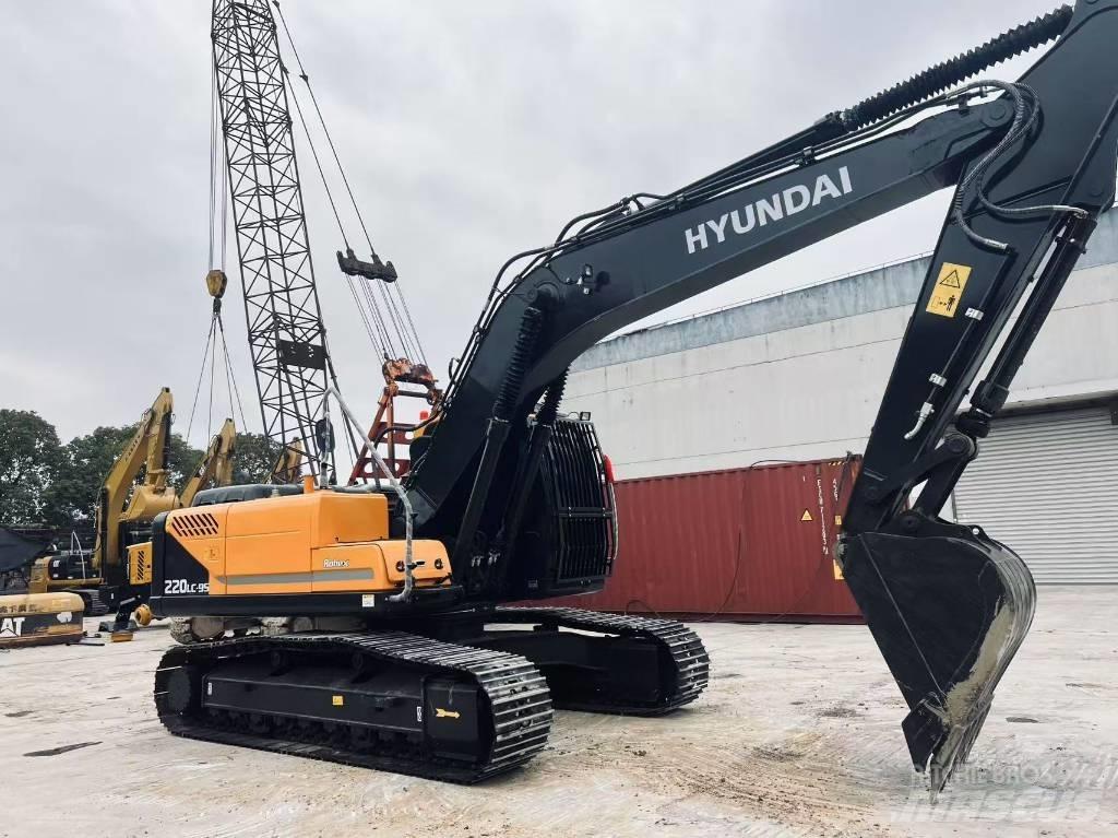 Hyundai R220LC-9S Midigraafmachines 7t - 12t