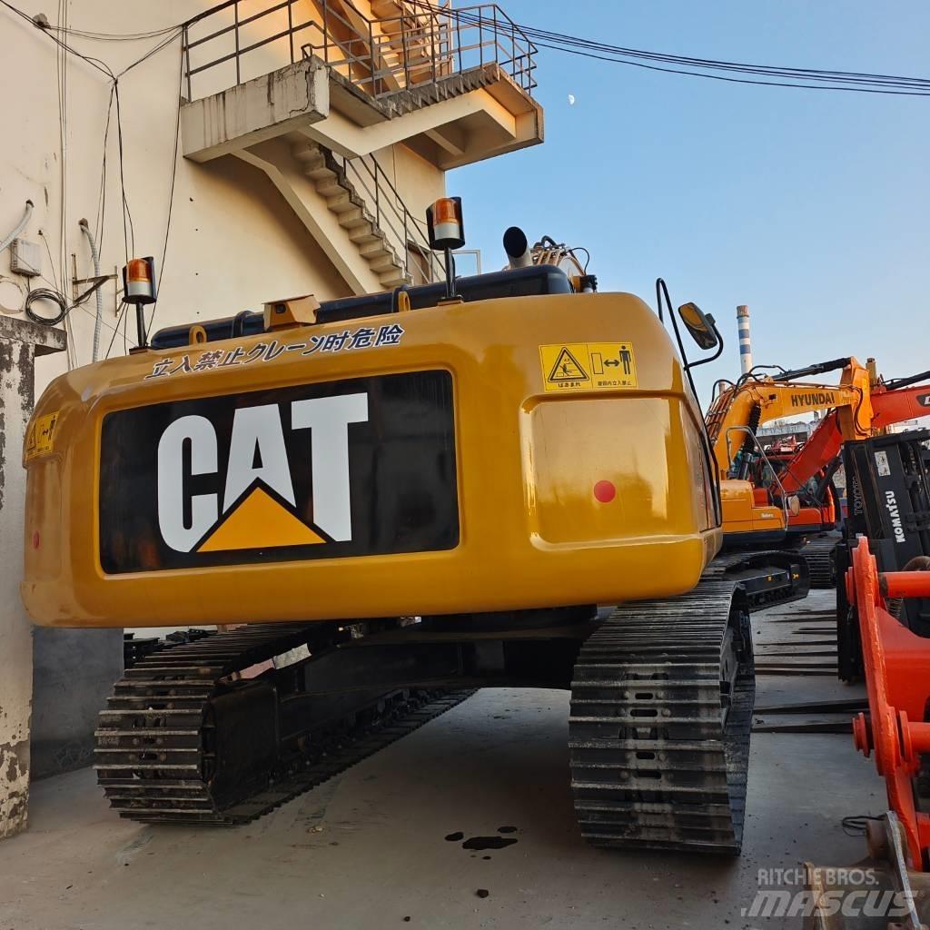 CAT 330 D 2 L Rupsgraafmachines