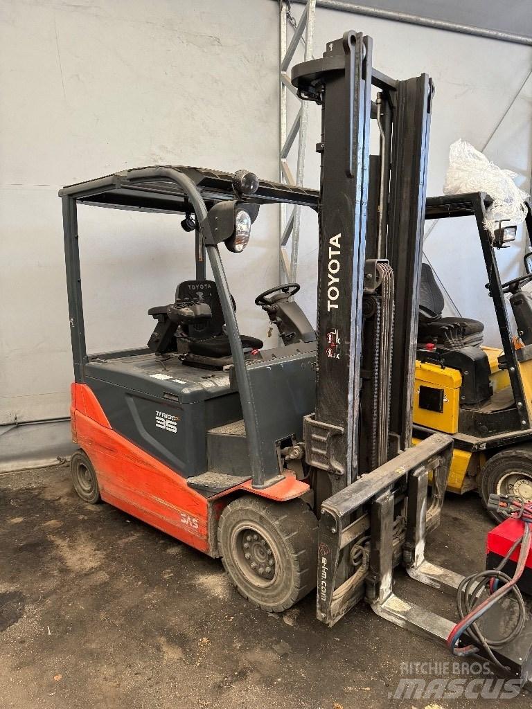 Toyota 8FBMT35 Elektrische heftrucks
