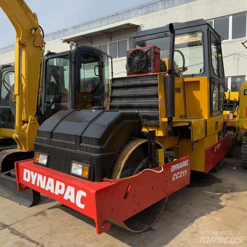 Dynapac CC 211 Duowalsen