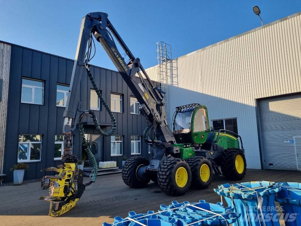 John Deere 1170 G Harvesters
