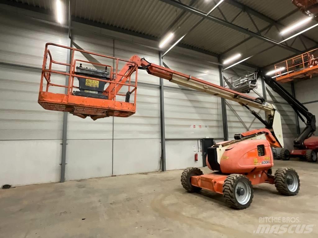 JLG 600 AJ Knikarmhoogwerkers