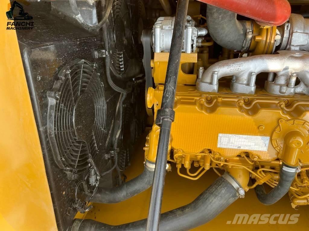 CAT 323 Rupsgraafmachines