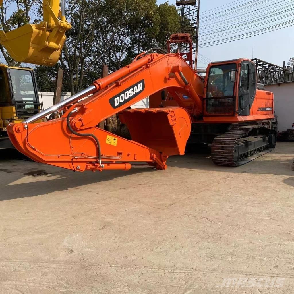 Doosan DX 300 LC Rupsgraafmachines