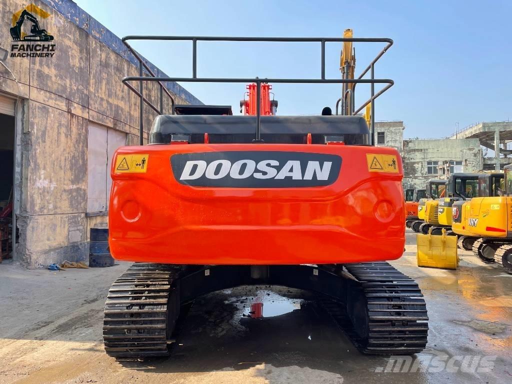 Doosan DX 300 LCA Rupsgraafmachines