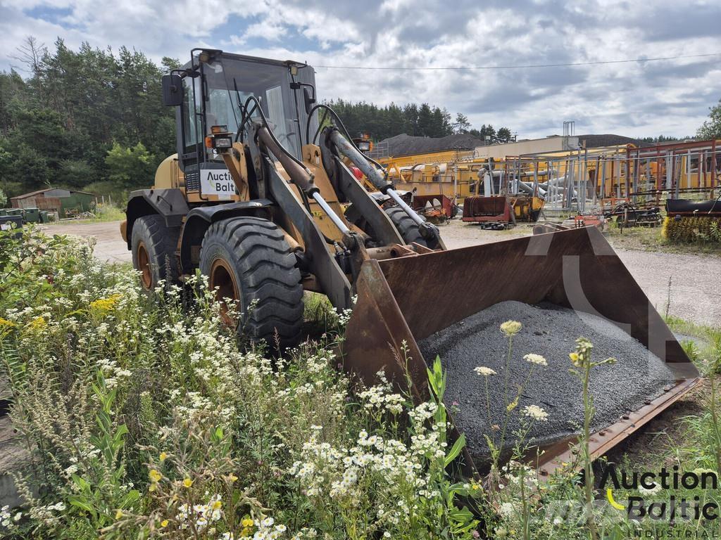 CASE 621 D Wielladers