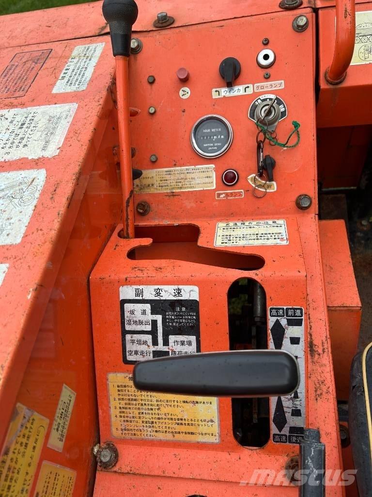Hitachi CW M 15 Rupsdumpers