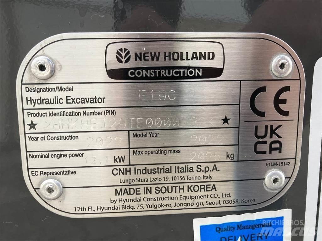 New Holland E 19C Minigraafmachines < 7t