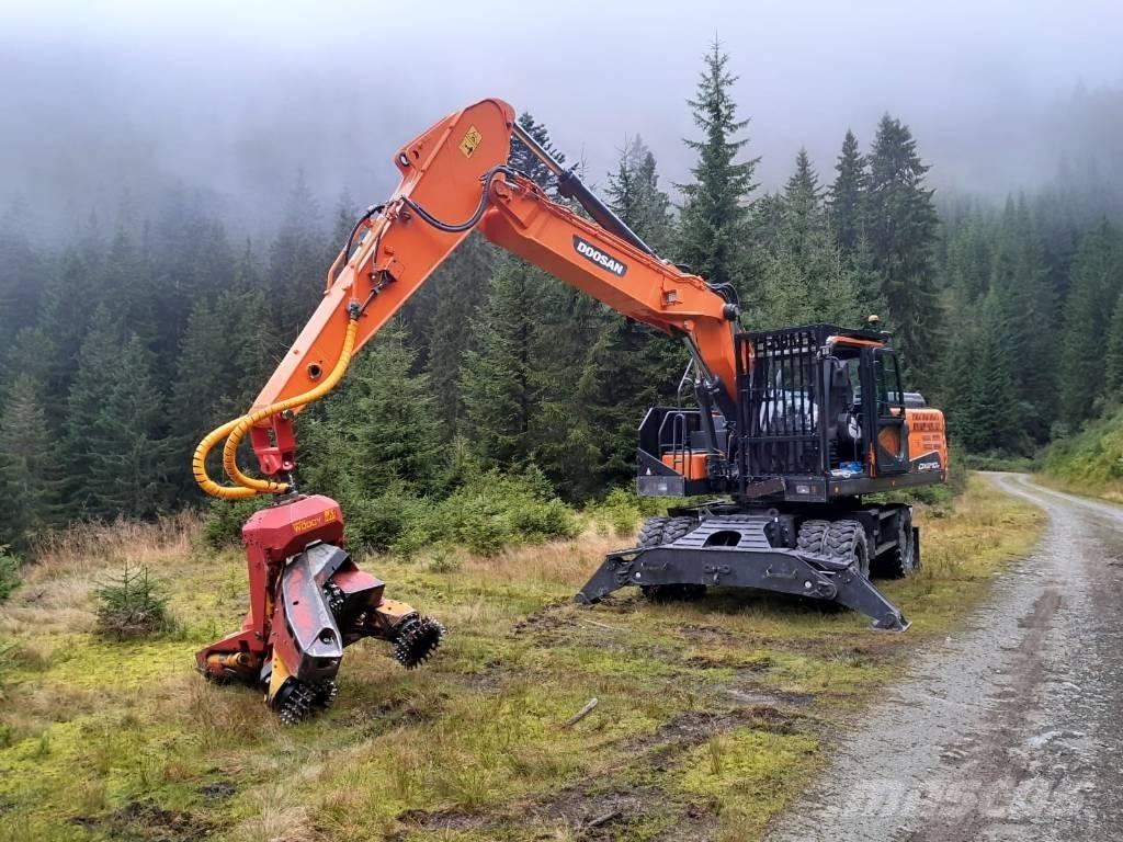 Doosan DX 210 W Bosbouw graafmachines