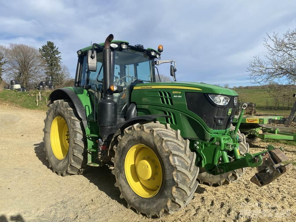 John Deere 6155 M Tractoren