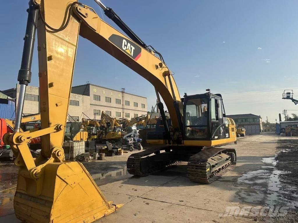 CAT 325 D L Rupsgraafmachines