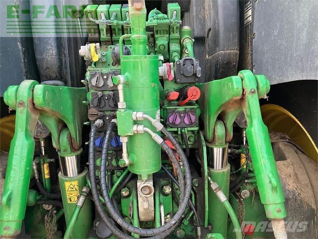John Deere 6250 r Tractoren