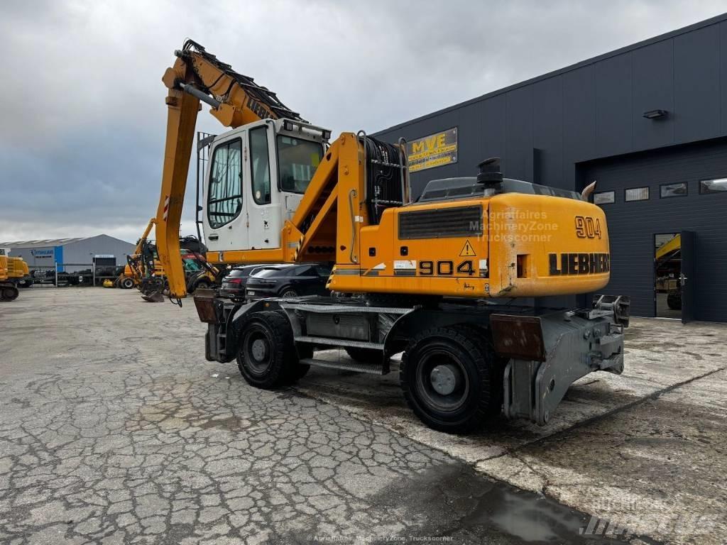 Liebherr A 904 C Wielgraafmachines