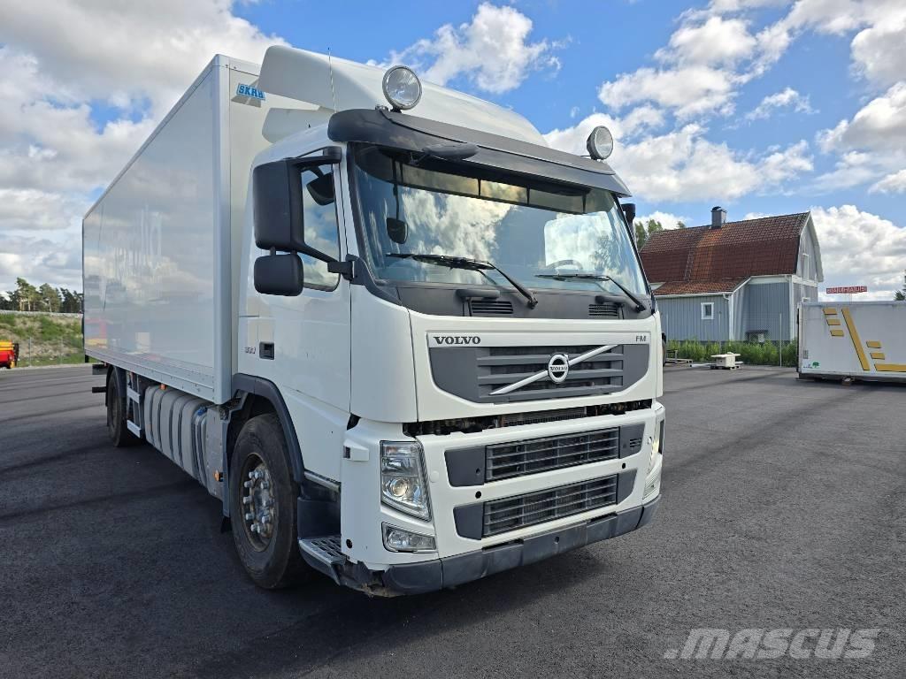 Volvo FM 380 Bakwagens met gesloten opbouw