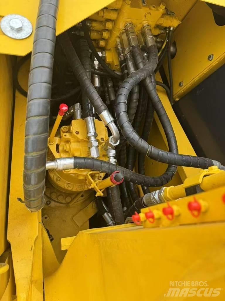 Komatsu 160-7 Rupsgraafmachines
