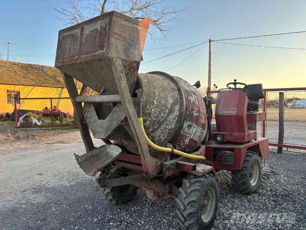 Messersi DBA H 1000B Betonmixers