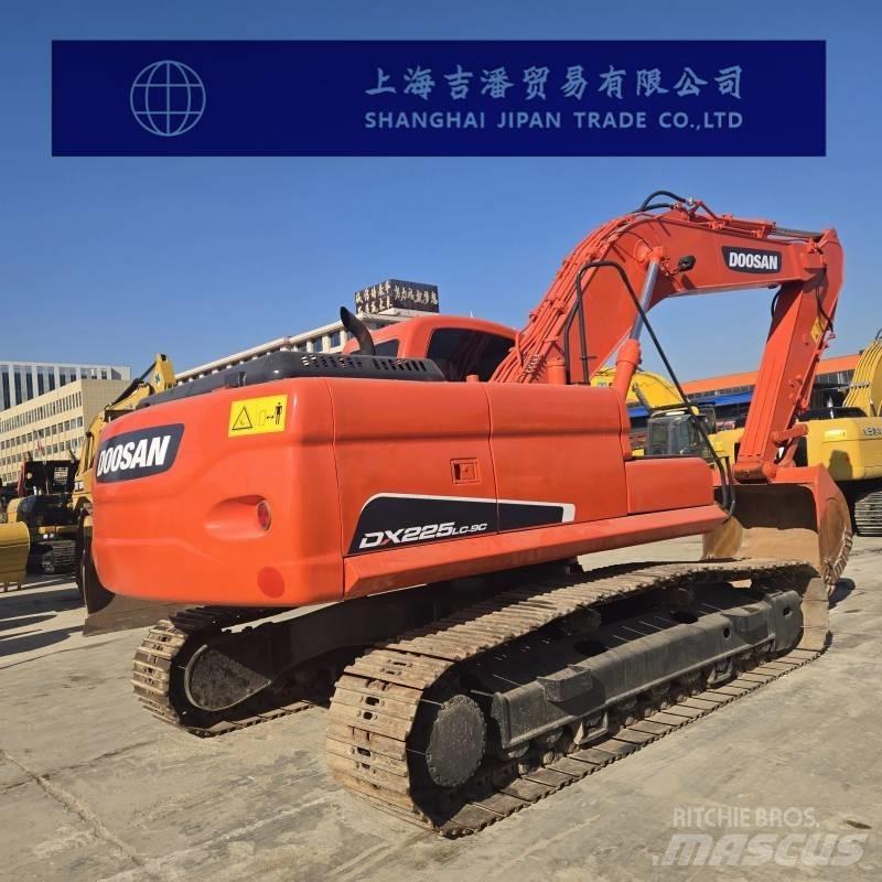 Doosan DX 225 RB Rupsgraafmachines